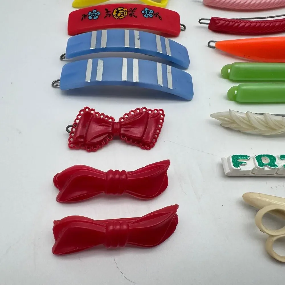Vintage Hair Barrettes Lot Plastic Bows Flowers Clips Hair Dresser Some Modern